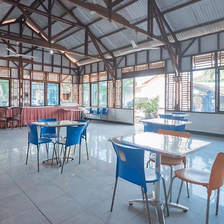 Hotel Markoni Pamanukan RedPartner Pamanukan Hilir Bagian luar foto